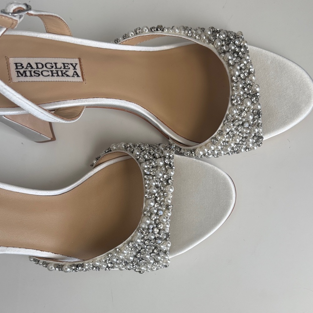 Badgley Mischka White Pearl & Crystal Embellished Satin Sandals - Picture 4 of 7